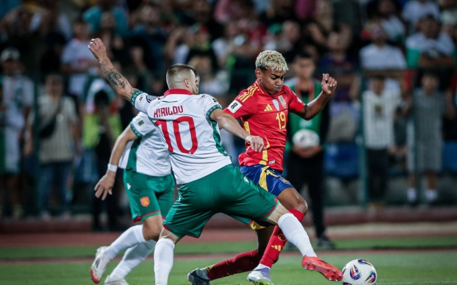 „Ла Фурия Роха” ни надви: Европейският шампион завоюва 3:0 в София