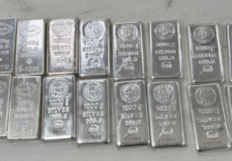 Спипаха 20 кг контрабандни сребърни кюлчета на „Капитан Андреево“ (СНИМКИ)