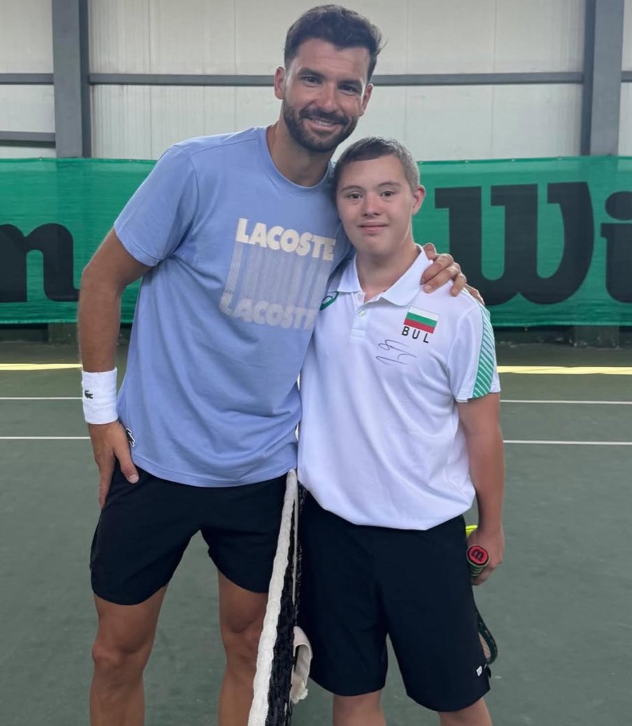 СБЪДНАТА МЕЧТА: Медалист със Синдром на Даун тренира с Григор Димитров (ВИДЕО)