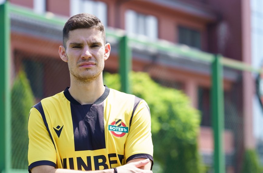 ЦСКА ударил на камък със звезда на Ботев Пловдив