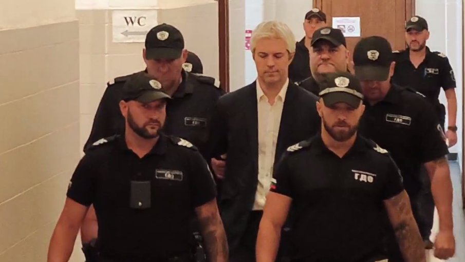 ОТ ПОСЛЕДНИТЕ МИНУТИ: Преместиха Благомир Коцев и Никола Барбутов в Софийския затвор