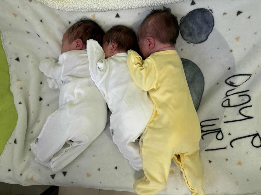 На Вяра, Надежда и Любов: Тризнаци се родиха в първите минути на 17 септември