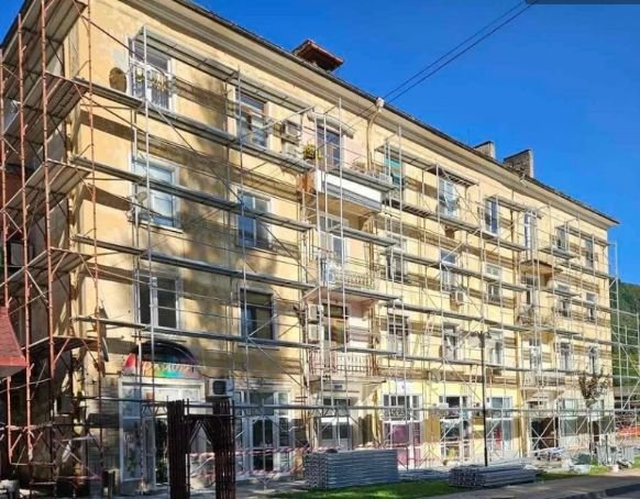 Започна санирането на жилищен блок в Рудозем за близо 1 млн. лв., предстои обновяването на още осем