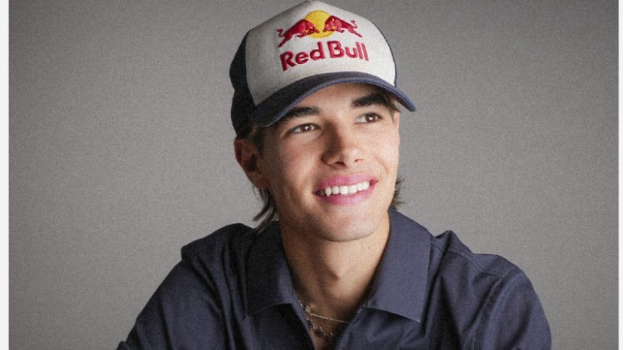 ОФИЦИАЛНО! Никола Цолов ще кара във Формула 2 догодина