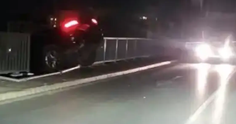 Кола падна в река в Хасковско