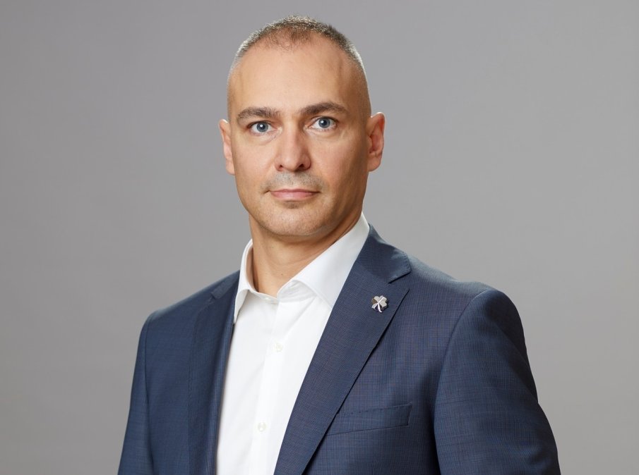 НЕСЕБЪР ПОТЪНА В СКРЪБ: Загиналият моторист е виден мениджър на хотел в Слънчев бряг