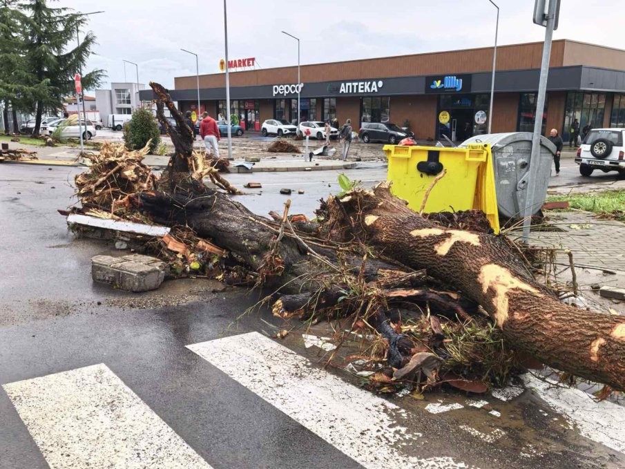 Царево в очакване на нови интензивни валежи, пак активират BG-ALERT