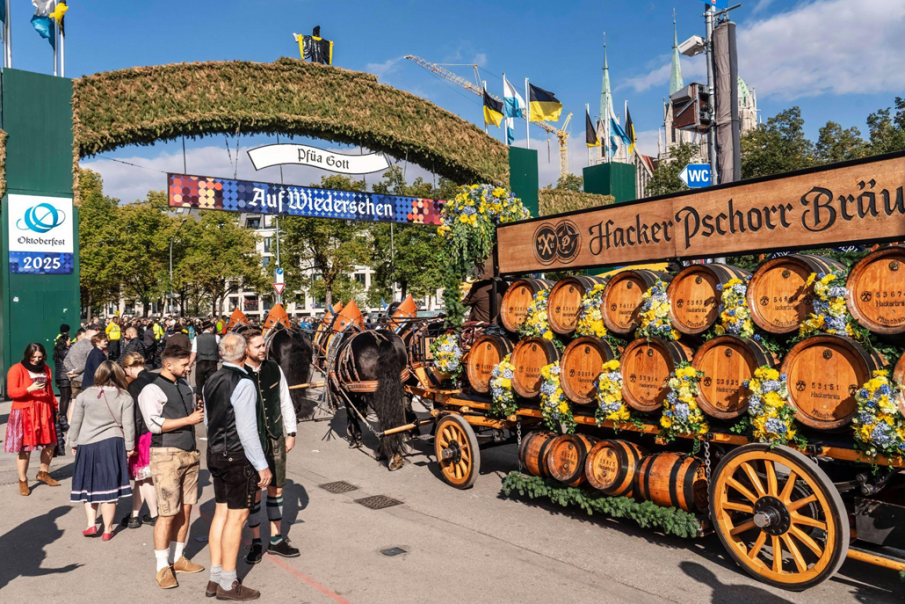 Октобърфест - ода за баварската култура и традиции