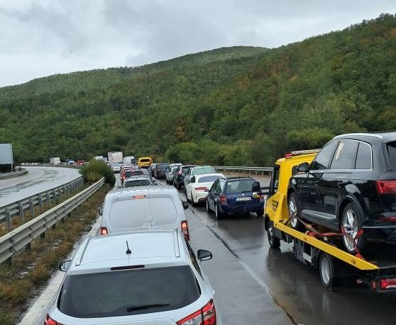 Пускат движението по новия 10 км участък от Хемус между пътните възли Боаза и Дерманци