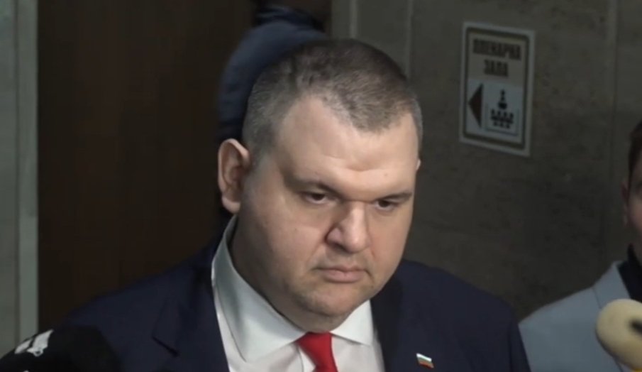 ПЪРВО В ПИК TV! Делян Пеевски: ППДБ и баща им Румен Радев ограбиха държавата! Ще подадем сигнал в САЩ и в прокуратурата за Сорос и за Прокопиев (ВИДЕО)