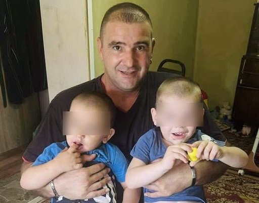 ДА ПОМОГНЕМ: Самотен баща от Лом се грижи за 2 деца и болните си родители, имат нужда от подкрепа