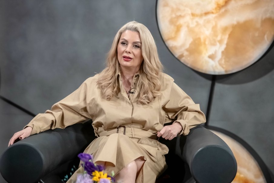 ГОРЕЩО В ПИК: Нова ИНТРИГА в Преди обед - зрителите в екстаз от отлъчката на Венета 