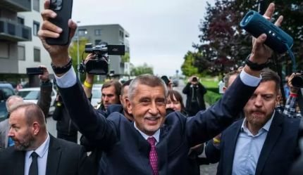 С победата на Бабиш в Чехия започва обратното броене за Урсулите