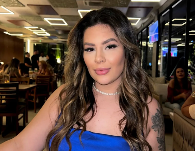 Популярен модел загина в адска катастрофа, изхвърчайки през предното стъкло на колата