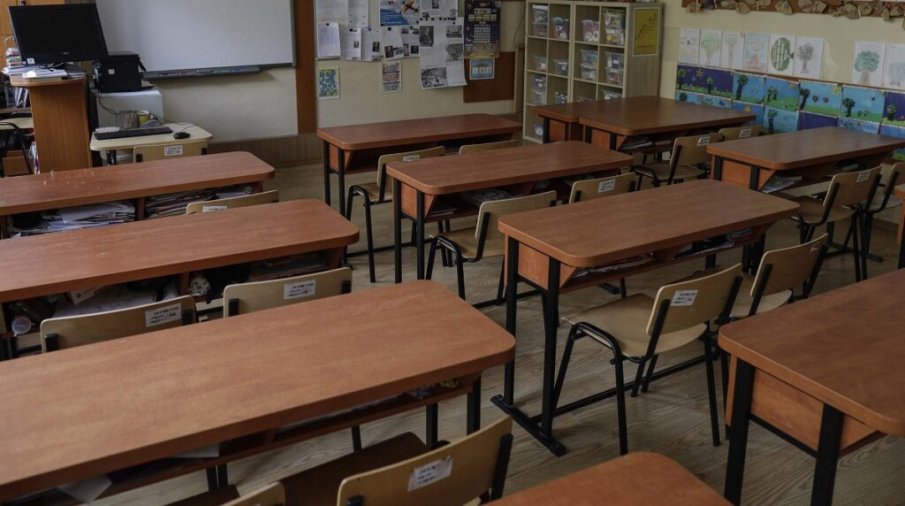 Затварят всички училища в румънския окръг Констанца заради очакваното лошо време