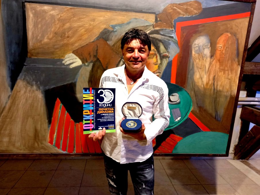 Дъщерята на Искрен Пецов е звезда в Южна Корея (СНИМКА)