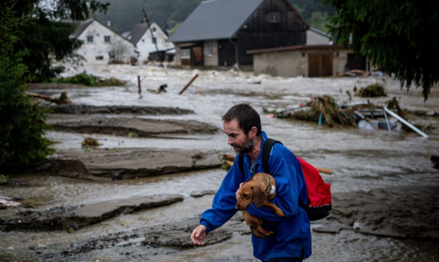 ТОВА Е ВАЖНО: Как да действаме при наводнение