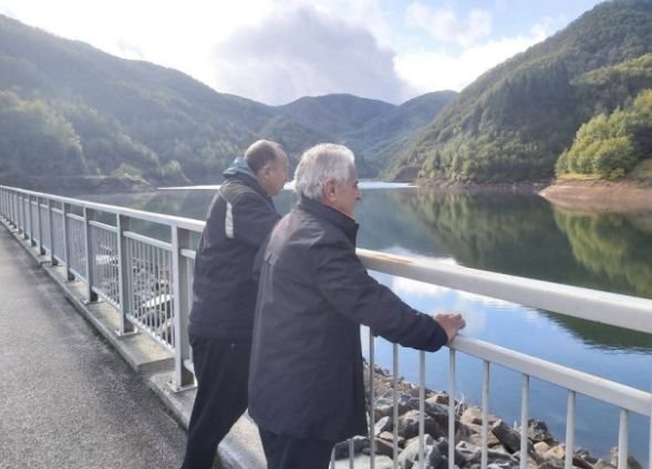 Язовир Пловдивци в Родопите има свободен обем да поеме очакваните нови валежи