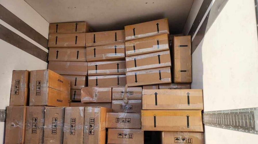 3000 стоки с лого на защитени марки иззеха полицаи при съмвестна проверка на товарен автомобил