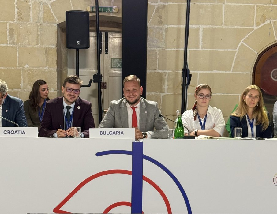 Зам.-министър Петър Младенов: През последното десетилетие България инвестира над 50 милиона евро в младите хора.