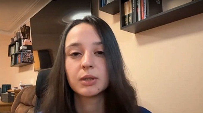 Майка и бебе са с изгаряния заради UV лампа в Инфекциозна болница в София