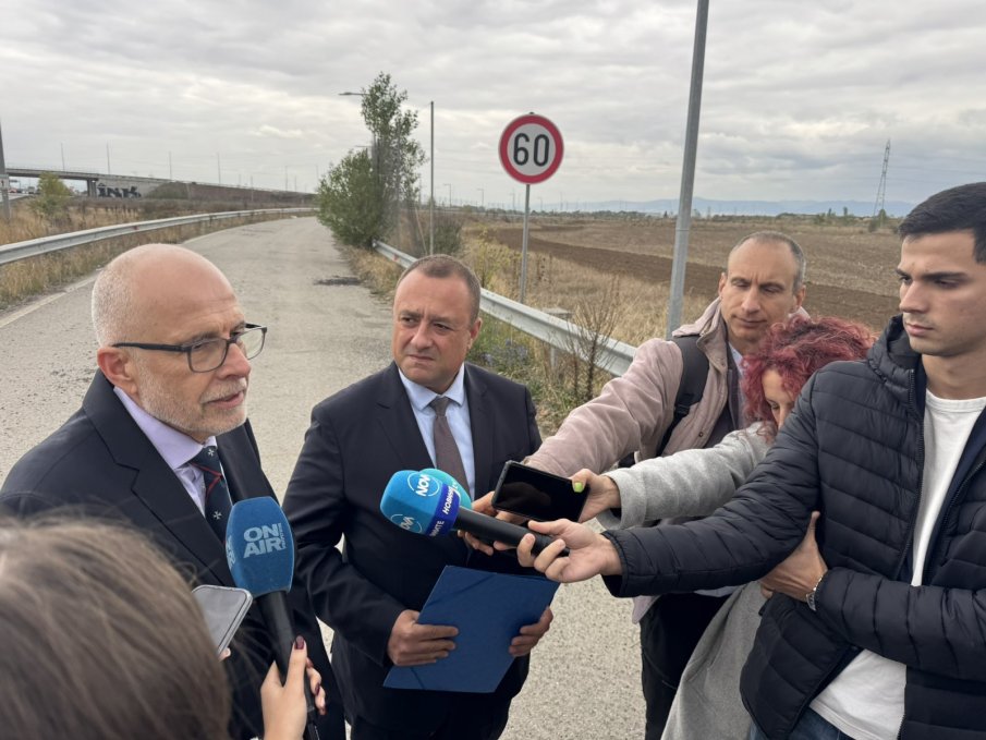 Министър Иванов: От утре камионите ще бъдат контролирани за претоварване в реално време и в движение