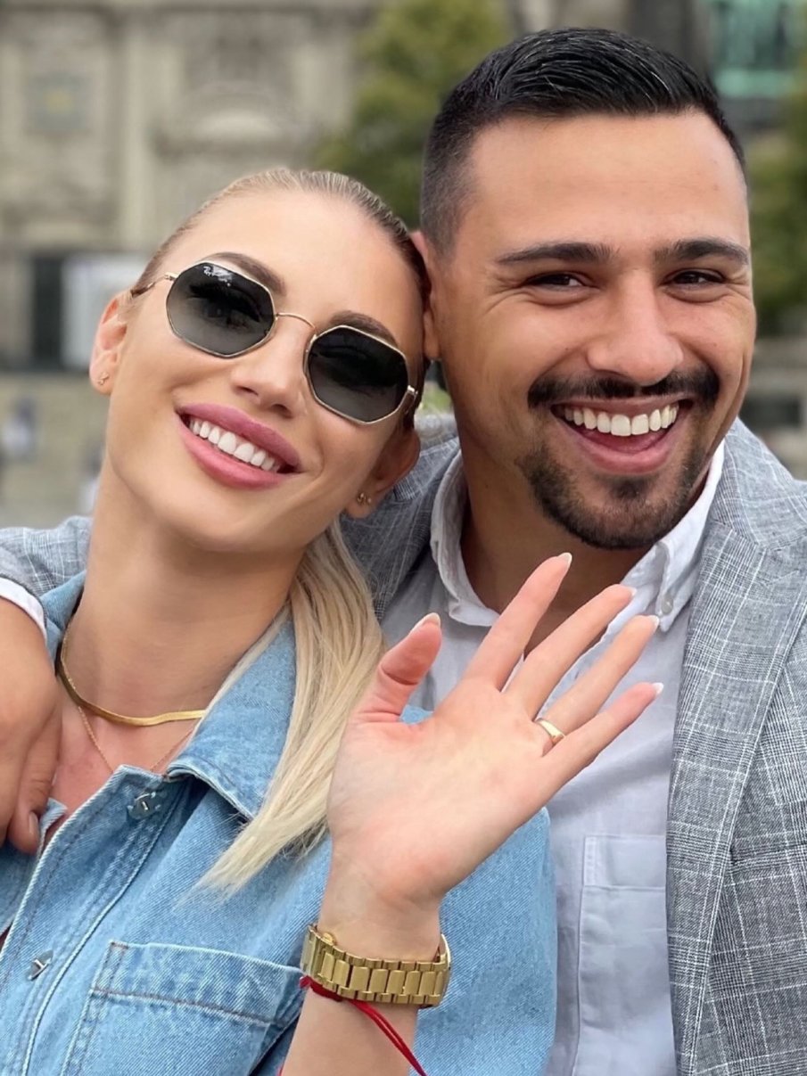 Малкото коте на Божинов стана майка за втори път (СНИМКА)