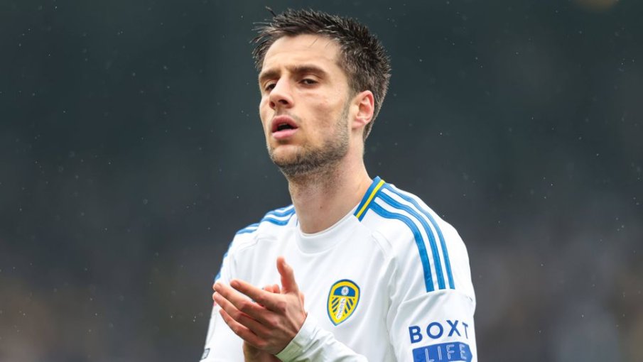 Лийдс привлича конкурент на нашия Илия