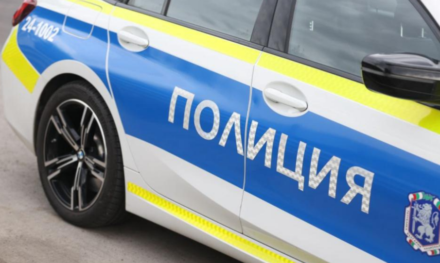 ИЗВЪНРЕДНО! Намериха мъртъв и със спукана глава граничар в спалнята му