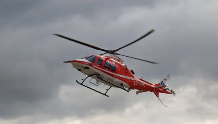 Мъж си отряза ръката в цех за пелети, спасиха го с медицински хеликоптер