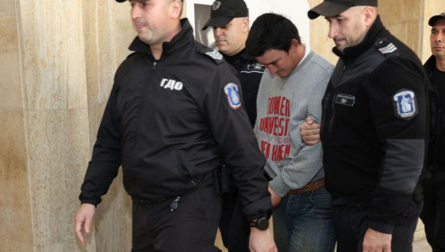 Гледат мярката на тройния убиец от Люляково
