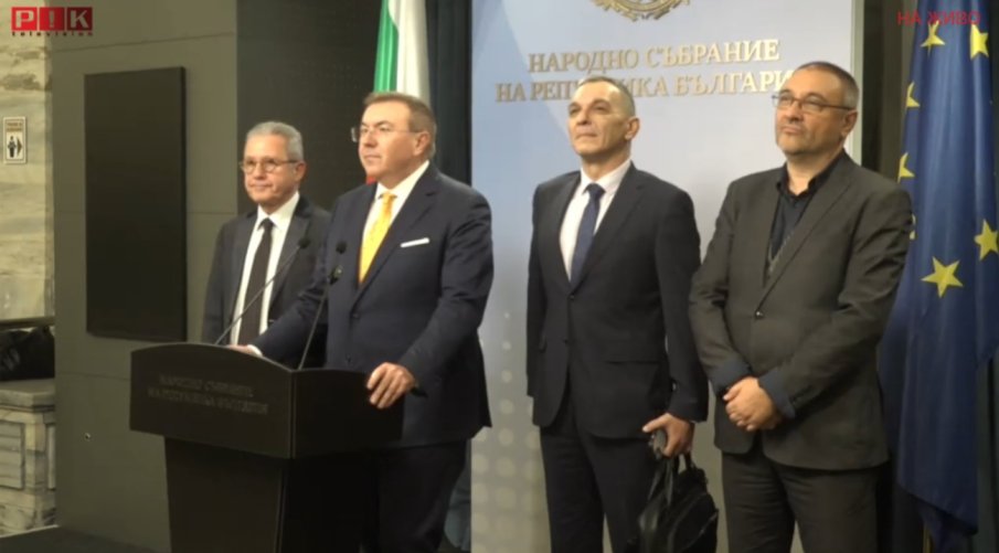 ПИК TV! Управляващите се разбраха за ротационното председателство на парламента. Проф. Ангелов: ППДБ и Възраждане правят опит за политическа пропаганда на гърба на младите лекари (ВИДЕО)