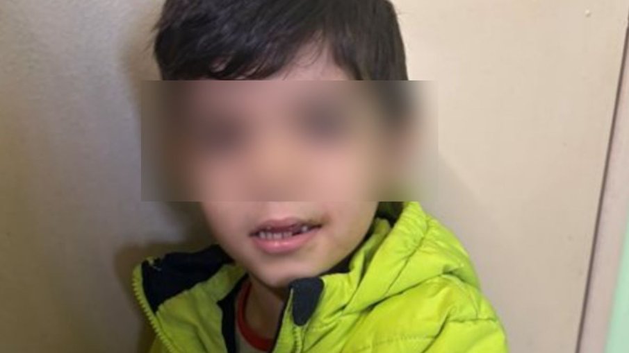 Откриха майката на момченцето, открито само на улица в Добрич