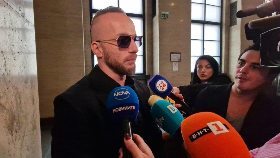 Моделът Анастасиос Михайлидис: Хасърджиев често организира такива партита, но не съм видял никой вързан