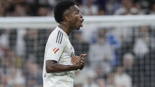 Камери уловиха шокиращите думи на Винисиус при смяната му в Ел Класико