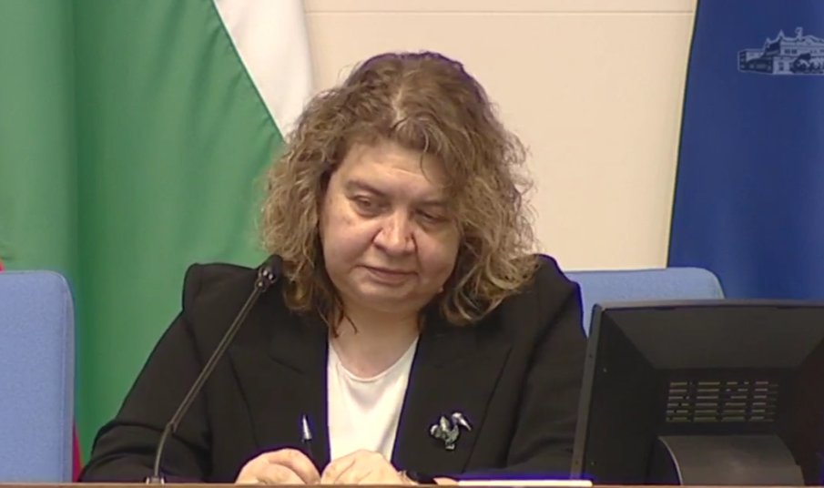 След като управляващите се разбраха за ротационното председателство: И техниката започна да предава Киселова (ВИДЕО)