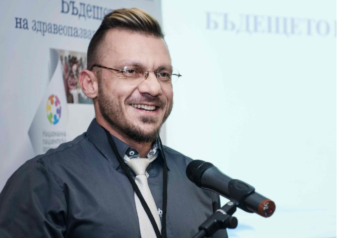 Съдът решава дали да остави в ареста д-р Станимир Хасърджиев