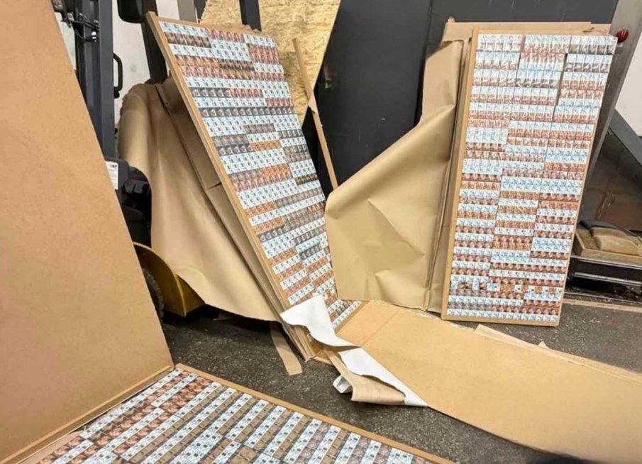 Митничари спипаха над 6 милиона къса цигари на Капитан Андреево