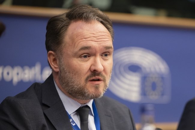 Еврокомисарят по енергетиката идва на посещение в България