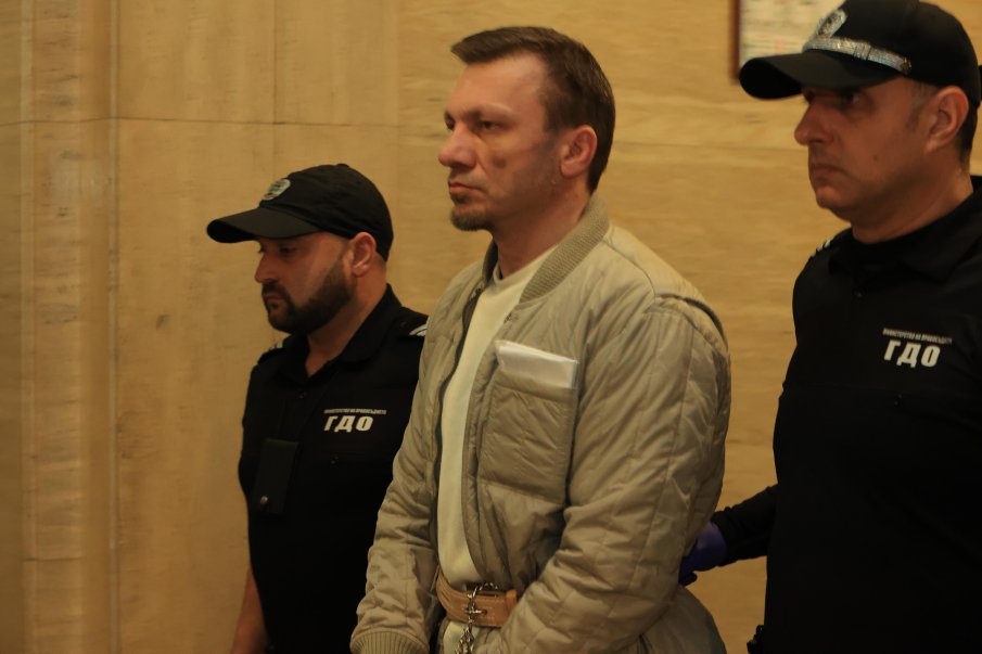 ОТ ПОСЛЕДНИТЕ МИНУТИ! Съдът остави в ареста и тримата задържани по аферата Хасърджиев