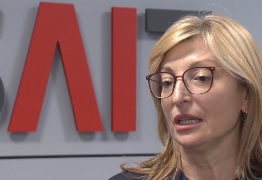 Екатерина Захариева за еврозоната: Процесът върви по план