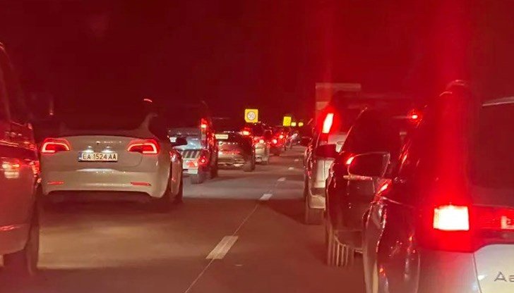 Километрично задръстване на магистрала Хемус