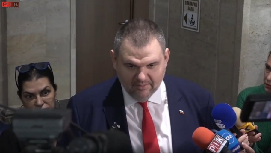 ПЪРВО В ПИК TV! Пеевски: Истерия за Лукойл има само при партията на пуделите. Крадците са в стрес - пачки няма да има! (ВИДЕО)