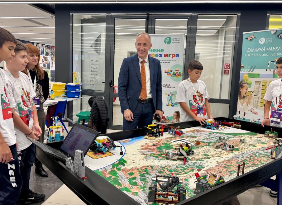 Министър Вълчев с позиция за изкуствения интелект и иновациите