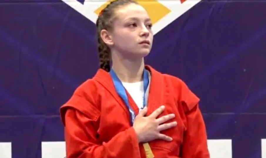 НА СВЕТОВНОТО ПО САМБО: Таня Радулова донесе трети медал за България