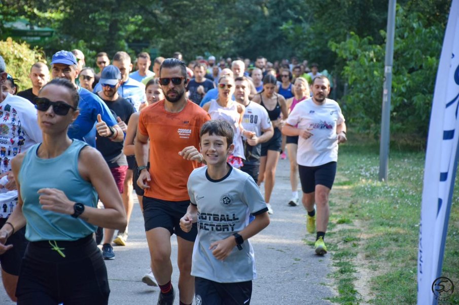 Семейните фармацевти тичаха за здраве и силен имунитет (СНИМКИ)