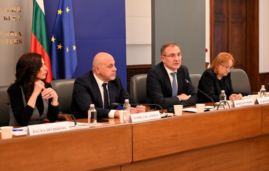 НОВ ТРИСТРАНЕН СЪВЕТ: Ще се разберат ли власт, синдикати и работодатели за бюджета