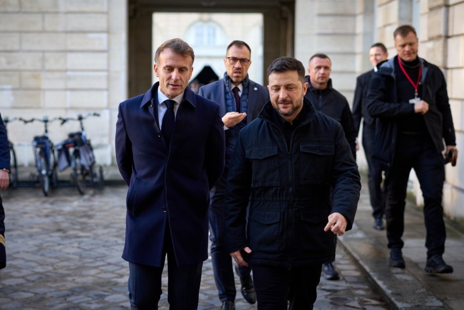 Зеленски и Макрон ще се срещнат в Париж в понеделник