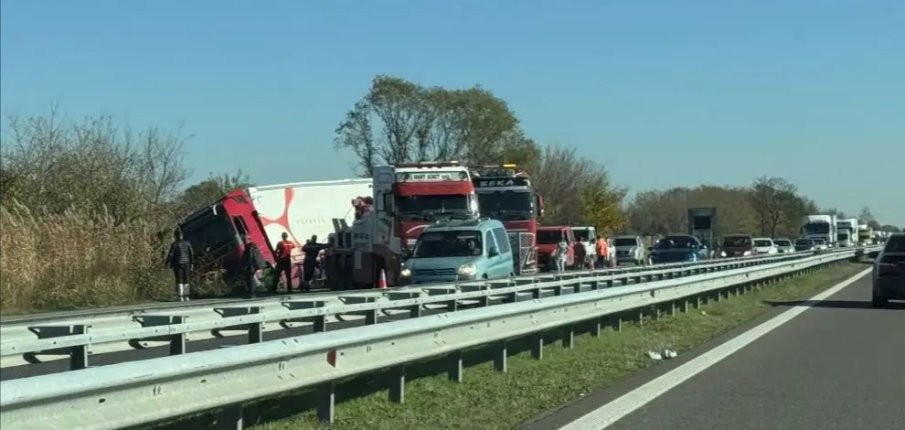 Ад на Тракия - движението е блокирано (СНИМКИ/ВИДЕО)