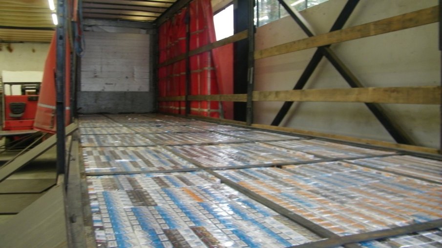 „Гранична полиция“ разкри още една база за незаконно производство на цигари